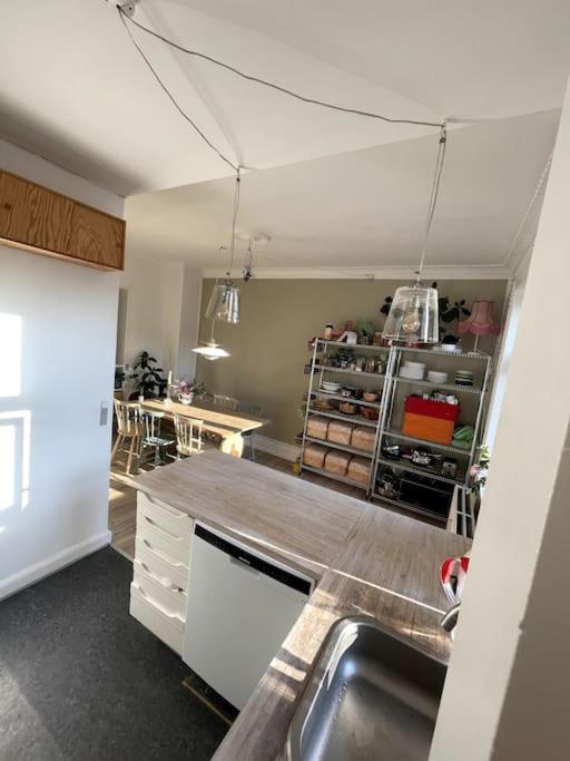 The Heart Of Norrebro Apartment, Sleeps 4 People Copenhagen