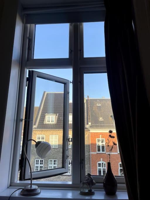 The Heart Of Norrebro Apartment, Sleeps 4 People Lejlighed