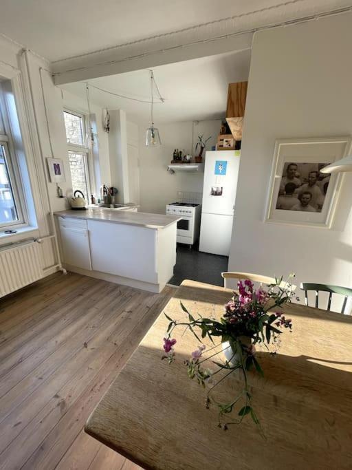 Lejlighed The Heart Of Norrebro Apartment, Sleeps 4 People København