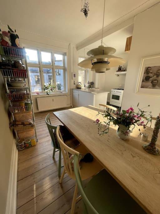 Lejlighed The Heart Of Norrebro Apartment, Sleeps 4 People